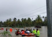 Polres Nias Selatan Bergerak Cepat Tangani Banjir di Teluk Dalam, Pastikan Akses dan Keselamatan Warga