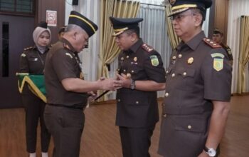 Kajati Sumut Lantik Dua Kajari, Tegaskan Penguatan Integritas dan Profesionalisme Kejaksaan di Daerah