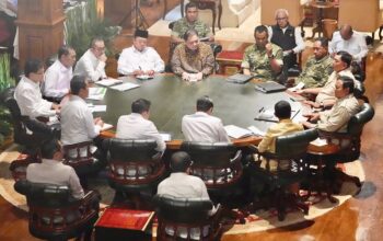 Presiden Prabowo Pimpin Rapat Terbatas Perminas Bersama Kementerian Dan Lembaga Terkait di Hambalang