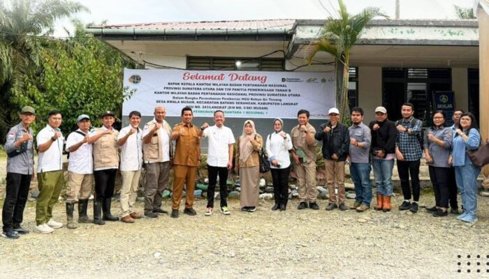 Pengecekan Batas-Batas Lahan,Kantor Wilayah Badan Pertanahan Nasional Provinsi Sumatera Utara Beserta Tim Panitia B Turun Ke Lapangan.