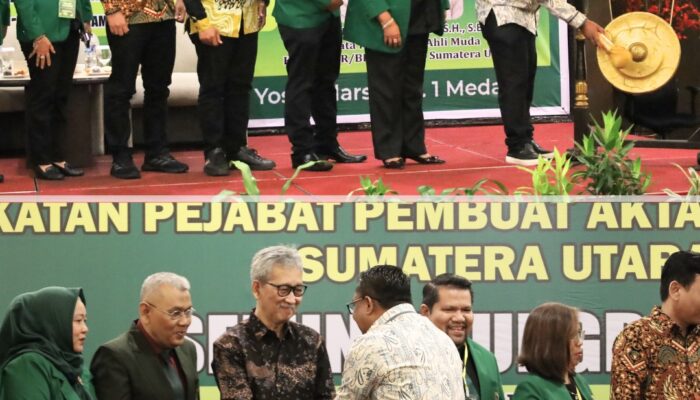 Kepala Kantor Wilayah BPN Provinsi Sumatera Utara Bersama Mengadiri Hadiri Seminar Upgrading