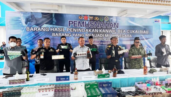 Kodam XIX/Tuanku Tambusai Dukung Penindakan, Bea Cukai Riau Musnahkan Barang Selundupan Senilai Rp44 Miliar