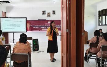 Bangun Generasi Melek Demokrasi, KPU Nias Selatan Dorong Siswa Jadi Pemilih Cerdas dan Kritis