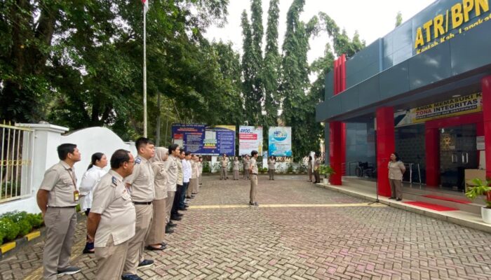Apel Pagi Kantor Pertanahan Kabupaten Langkat Tertib Hidmat Dan Penuh Semangat Kebersamaan.