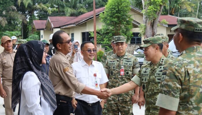 Pangdam XIX Tuanku Tambusai Hadiri Vidcon Nasional Peresmian 1.061 KDKMP Dipimpin Presiden RI