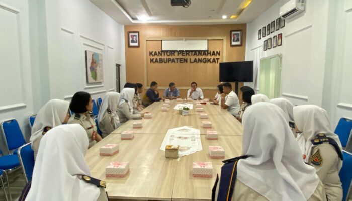 Kantor Pertanahan Kabupaten Langkat Terima Dan Serahkan Mahasiswa Taruna STPN