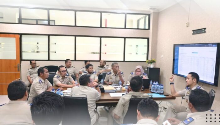 Kanwil BPN Provsu Rapat Dengan Para Kepala Seksi, Koordinator Substantif Bidang Survei dan Pemetaan Kantor Pertanahan