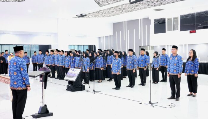 Ambil Sumpah/Janji 1.322 PNS Baru, Wamen Ossy: Awal Mulainya Tanggung Jawab ASN
