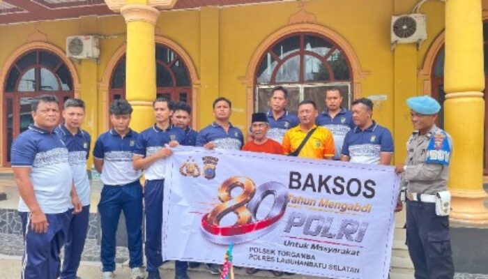 Sambut Hari Bhayangkara ke-80, Polsek Torgamba Gelar Bakti Sosial Bersihkan 10 Rumah Ibadah