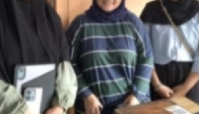 Gado-Gado Ampera Bertahan 30 Tahun, UMKM Legendaris Cirebon Mulai Go Digital