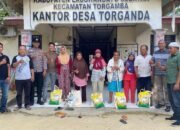 Polsek Torgamba Salurkan Bansos kepada Lima Warga Lansia di Desa Torganda